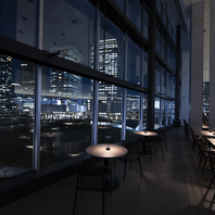 大人の隠れ家で夜景を楽しむ贅沢なひととき