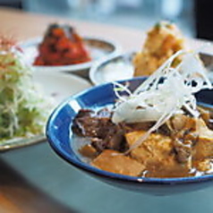 江田畜産 無添加ホルモン煮込み