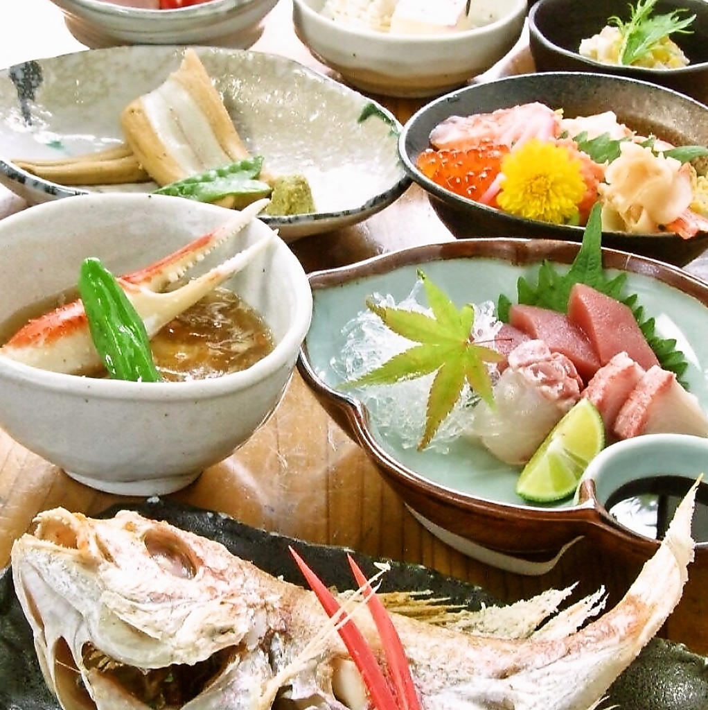 贅沢したいグルメ会、接待やお食事会に◎120分[飲放]付、旬を満喫『極みコース』7900円