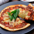 料理メニュー写真&nbsp;トマトピザ