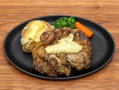 チキンステーキガーリックバター オニオンソース添え