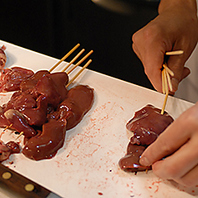 12年の歳月をかけて開発した地鶏大山鳥をご堪能ください