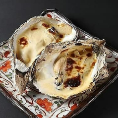 殻付き焼き牡蠣 　ホワイトクリーム仕立て