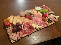 オードブル盛り合わせ（盛り付け例）（前日までの要予約）