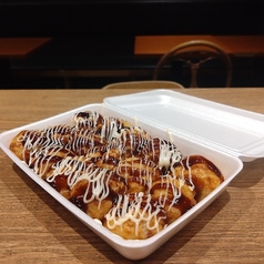 焼き立てのたこ焼き