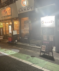 スポーツカフェ&バー GANDY ガンディの雰囲気1