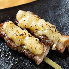 チーズ豚バラ串(2本)