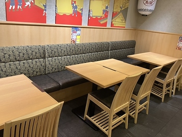 鳥開総本家 名駅ユニモール店の雰囲気1