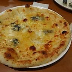 クワトロフォルマッジ 小