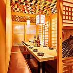 趣ある空間と扉タイプの全席完全個室！