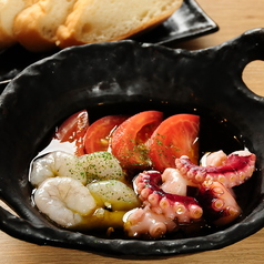 エビとタコのアヒージョ(バケット付)