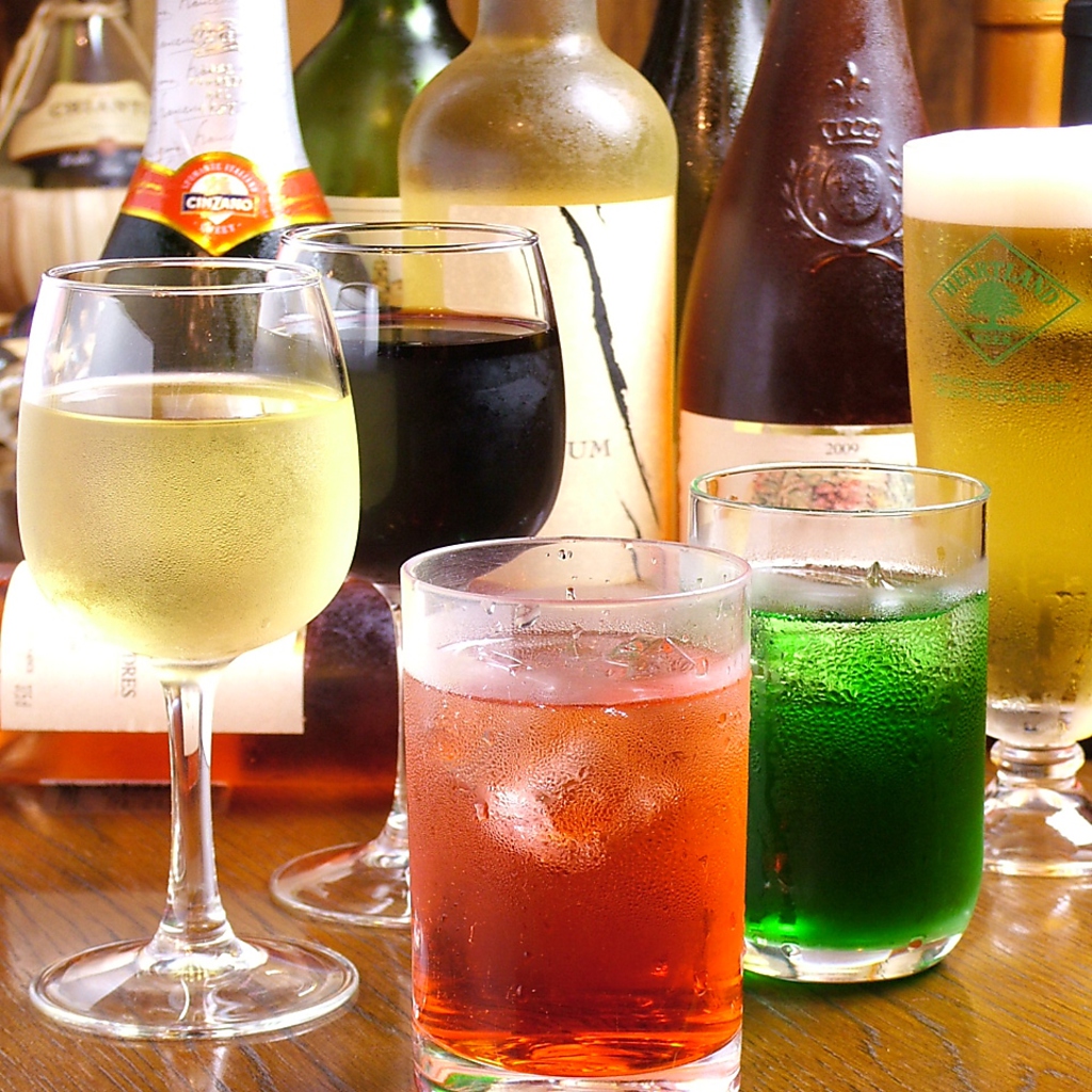 リーズナブルなワインがイタリア・フランス産をメインに種類が豊富♪カクテルも多数ありますよ★