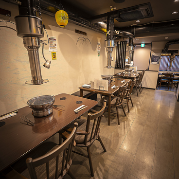 焼肉酒場まほろば 膳所ときめき坂店の雰囲気1