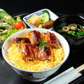 料理メニュー写真 うな丼(ミニサラダ付)