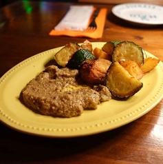 Chunky Potatoes & Veggies with Romesco Sauce/ゴロゴロじゃがいもと季節野菜のロメスコ