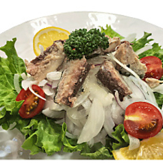 鯖のオニオントマトサラダ