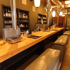 【カウンター席：2名様×3卓】