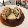 料理メニュー写真&nbsp;黒毛和牛とフォアグラのパイ包み焼き