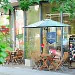 当店人気のテラス席!! 涼しい気候の時期には大人気◎ リフレッシュしながらお食事をお楽しみください