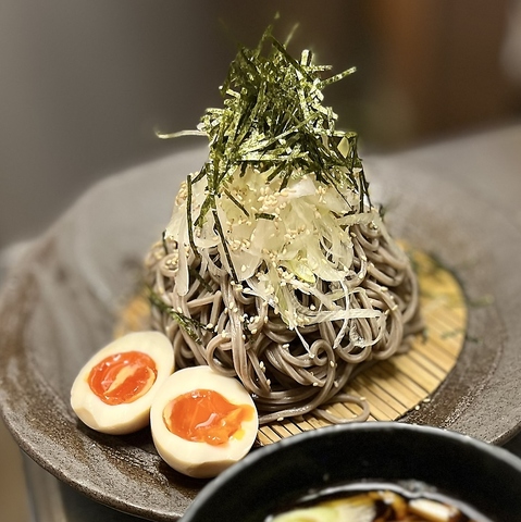 ���Ə{ ���������