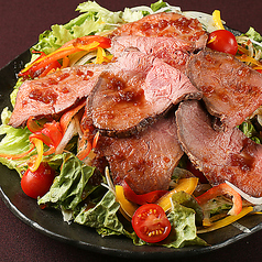 ローストビーフサラダ