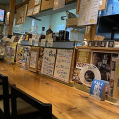 店主との距離が近いカウンター席！メニュー選びのご相談をしてみるのも◎