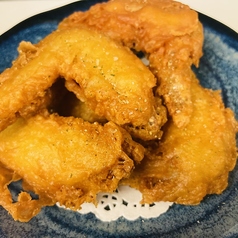 “名物”火炎鳥手羽先の唐揚げ〔5コ〕