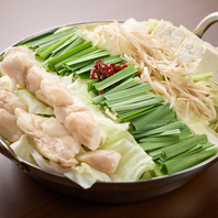 旨味が凝縮された自慢の鍋料理！