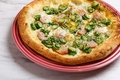 料理メニュー写真 ソーセージとオクラの塩ピザ