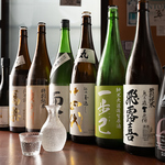 豊富な日本酒・焼酎をご用意しています♪あのレアな日本酒も入荷しているかも。。。