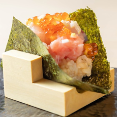 魚串や海鮮丼以外にも豊富で魅力的なメニュー！