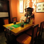 2名様～4名様用のテーブル席個室をご用意。仕事帰りや接待、食事会など様々なシーンに最適。