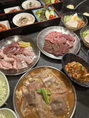 気仙沼ホルモン おとまつのコース写真