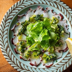 水タコと野沢菜漬けのカルパッチョ