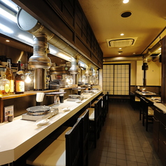 焼肉鶴橋 本店の雰囲気2