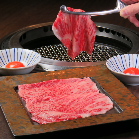 ★最高級A5ランクの山形牛の雌牛と厳選したお肉をご提供！焼肉宴会ご予約受付中！