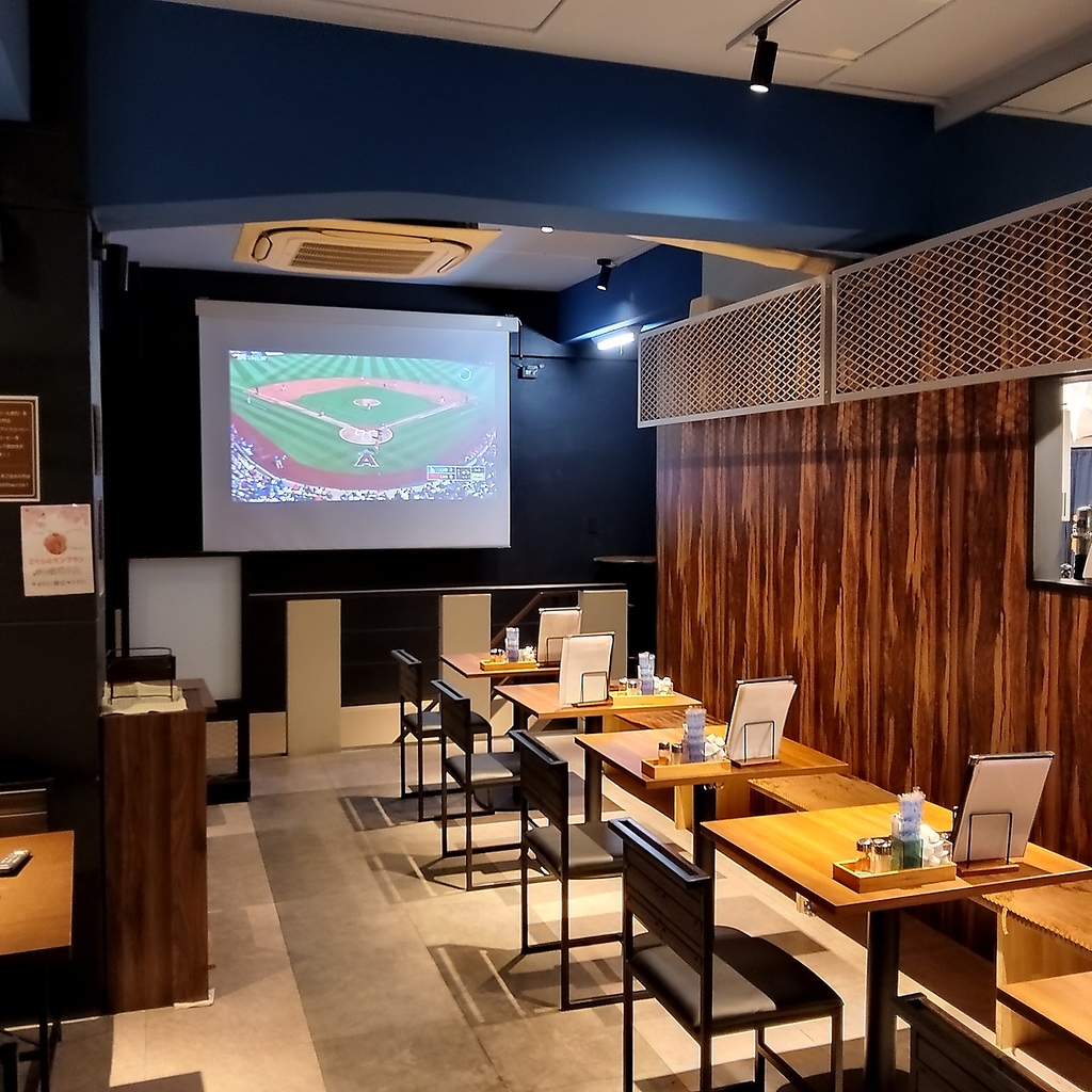 各種宴会に！貸切15名~28名　プロジェクター大型スクリーン無料で使用！生ビールにハイボール！
