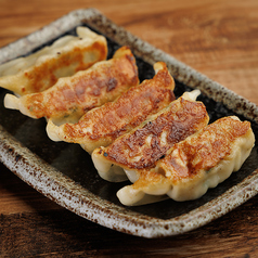 熱々ジューシー!焼き餃子