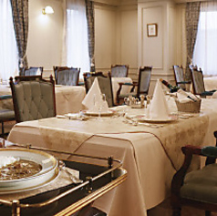 五島軒 レストラン 雪河亭の雰囲気3