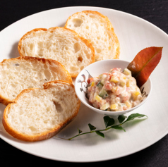 ねぎとろのガーリックトースト