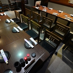 関内で女子会・合コン・仲間との飲み会にぴったりの個室あります♪まわりを気にせずゆったり過ごせるプライベート空間◎お得な飲み放題付きコースは2,880円~!誕生日や記念日にはサプライズ演出もできちゃいます♪