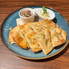 フォカッチャ/レバーペースト&クリームチーズ