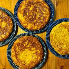 新生!スパニッシュオムレツ 1カット / 1ホール