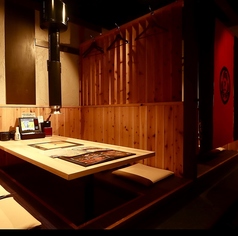 6～8名様、掘りごたつ暖簾個室しっかりと仕切りを立てているので、周りは気になりません