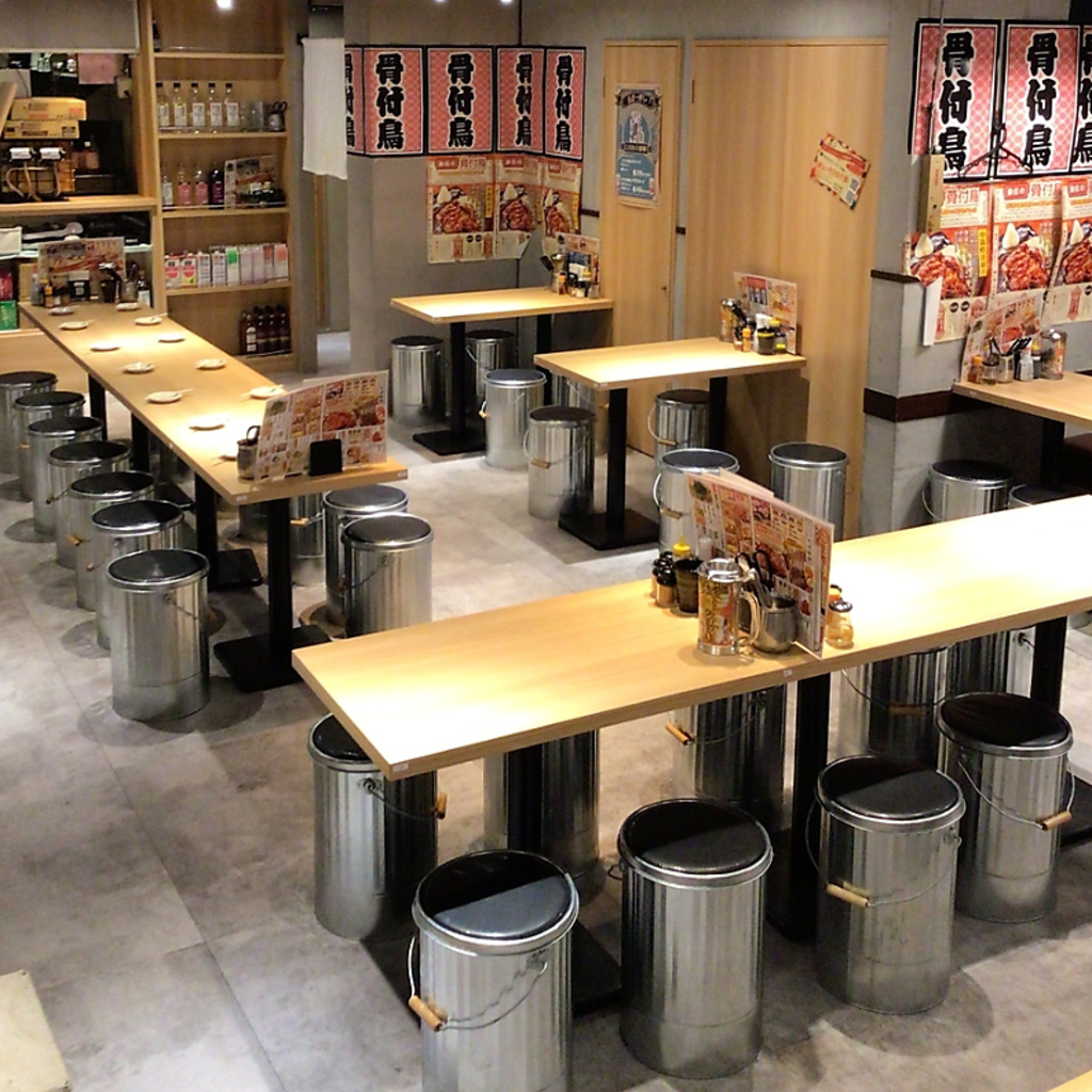 【設備】大衆的な雰囲気で気軽に立ち寄れる♪少人数でも使いやすいお席を各種ご用意！※画像は系列店