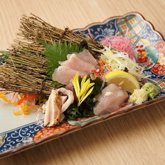 鶏むね肉のレア刺し