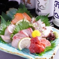 料理メニュー写真&nbsp;《本まぐろ入り日替わり鮮魚》刺身盛り合わせ　大