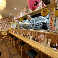 大衆串焼き酒場 つぼさか商店の雰囲気3