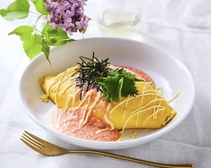 明太とろろオムライス