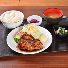 かしわ本舗 とりいし 本店のおすすめランチ1